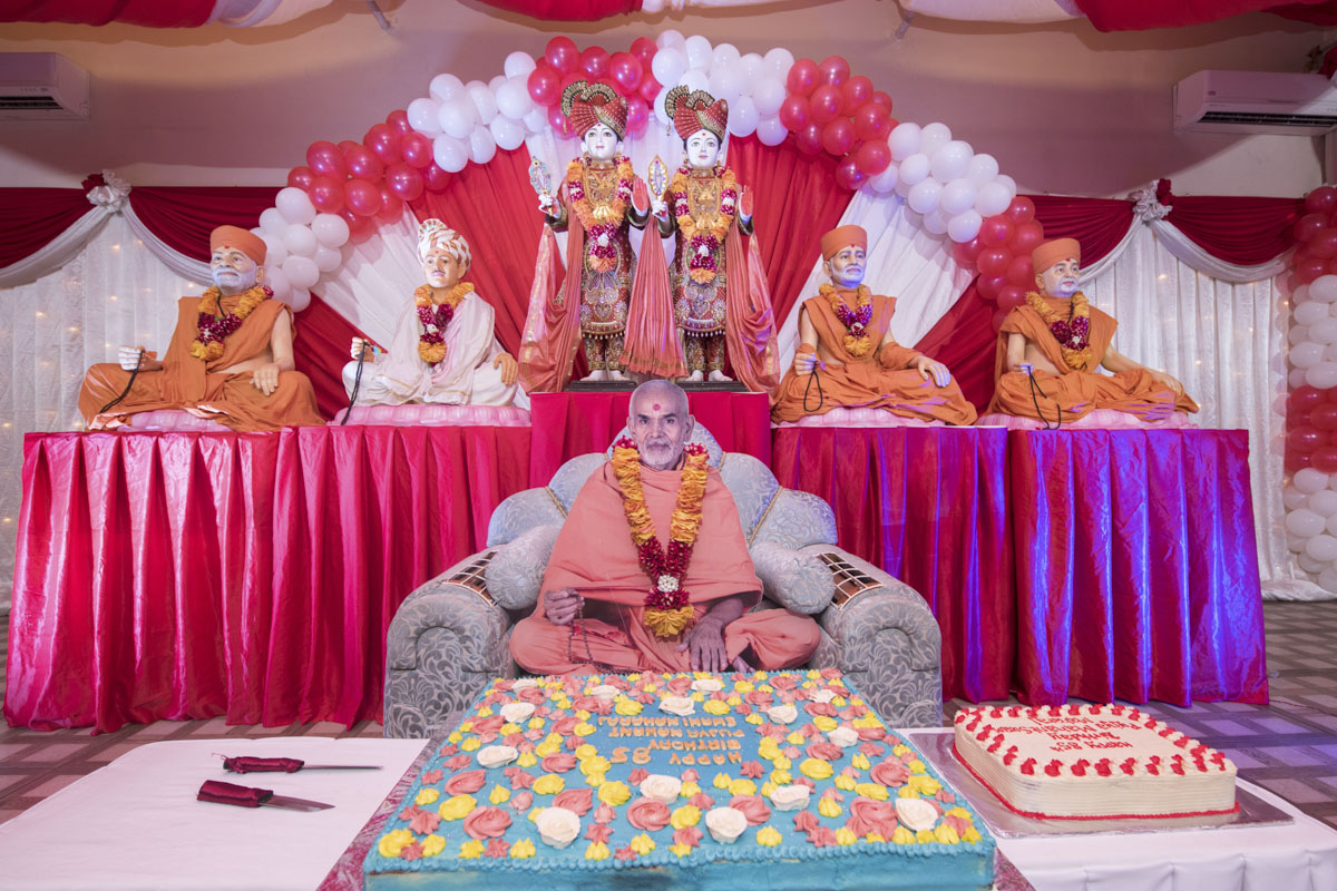 85th Birthday Celebration of Pragat Brahmaswarup Mahant Swami Maharaj, Dar-es-Salaam