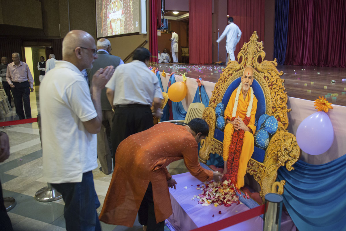 85th Birthday Celebration of Pragat Brahmaswarup Mahant Swami Maharaj, Nairobi