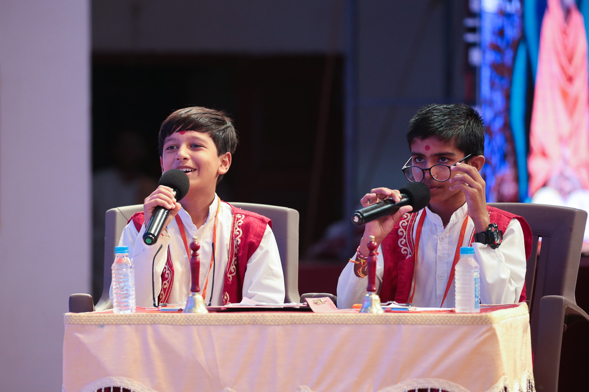 Balaks ask Swamishri, 'How should we interact with santos and devotees?'