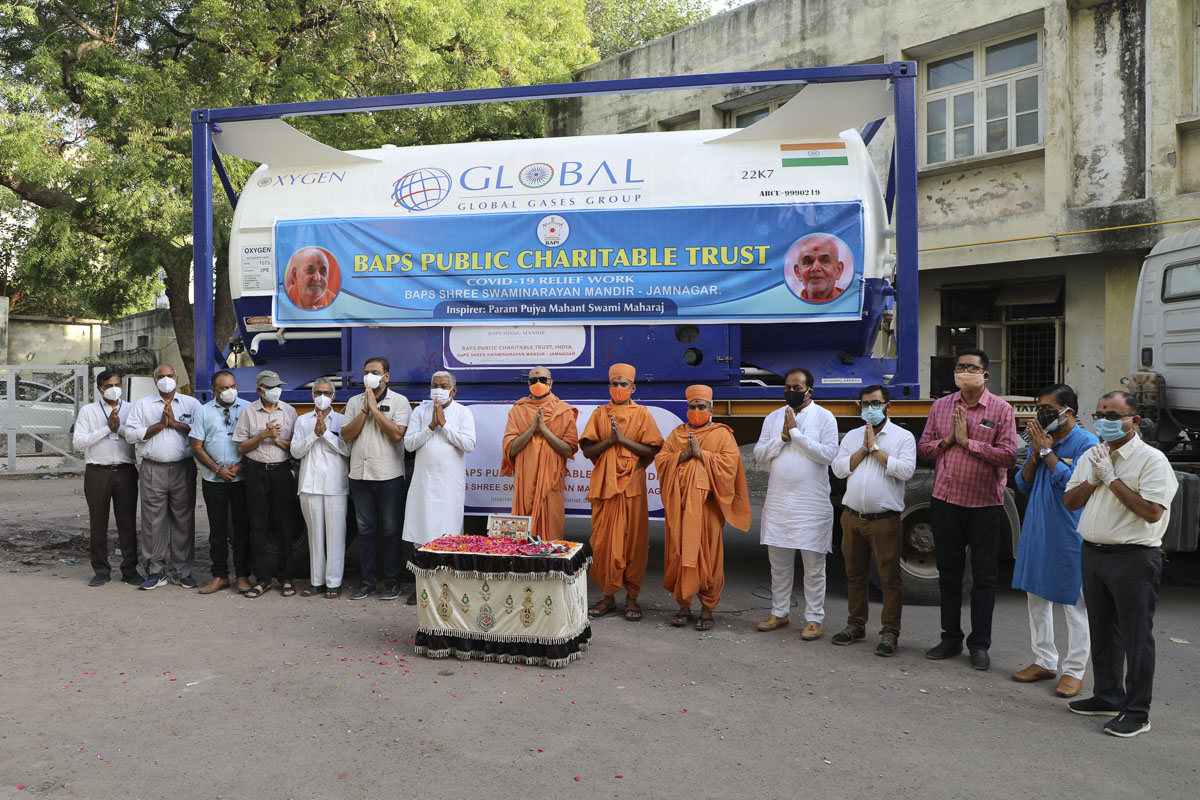Sadhus and community leaders