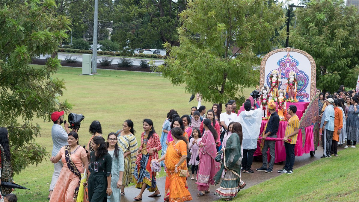 Nagar Yatra