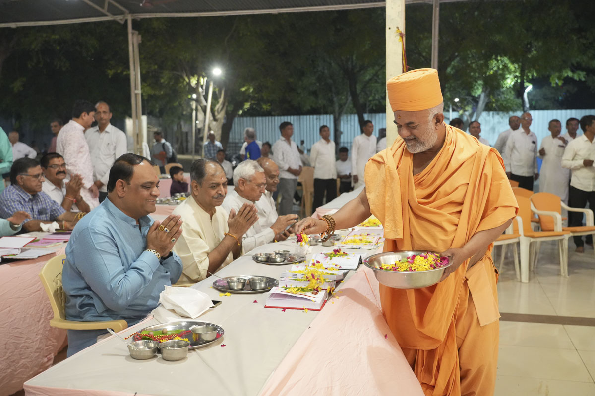 Diwali & Annakut Celebrations 2024, Atladara (Vadodara)