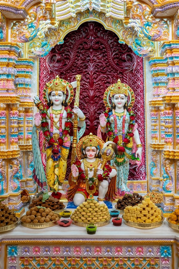 Bhagwan Shri Ram, Shri Sitaji and Shri Hanumanji
