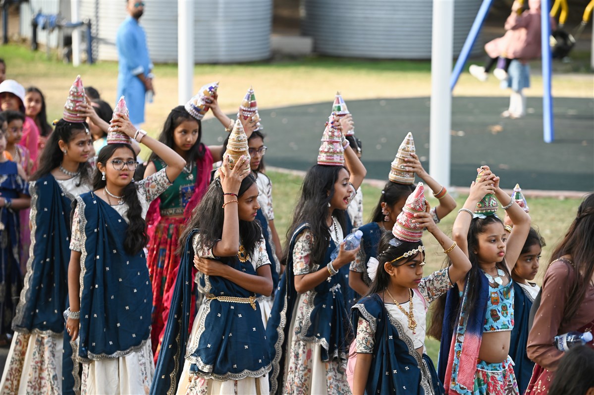 Nagar Yatra