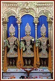 Parabrahma Bhagwan Shri Swaminarayan, Aksharbrahma Shri Gunatitanand Swami and Aksharmukta Shri Gopalanand Swami
