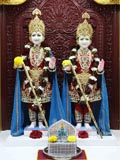 Parabrahma Bhagwan Shri Swaminarayan and Aksharbrahma Shri Gunatitanand Swami